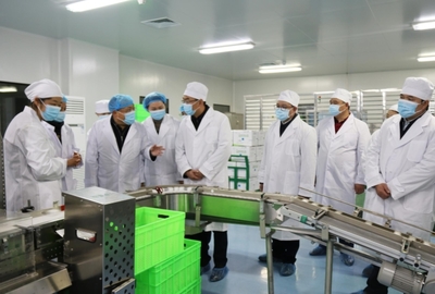 云南省副省長(zhǎng)邱江調(diào)研疫苗監(jiān)管與產(chǎn)業(yè)發(fā)展 強(qiáng)調(diào)醫(yī)學(xué)研究與試驗(yàn)發(fā)展重要性